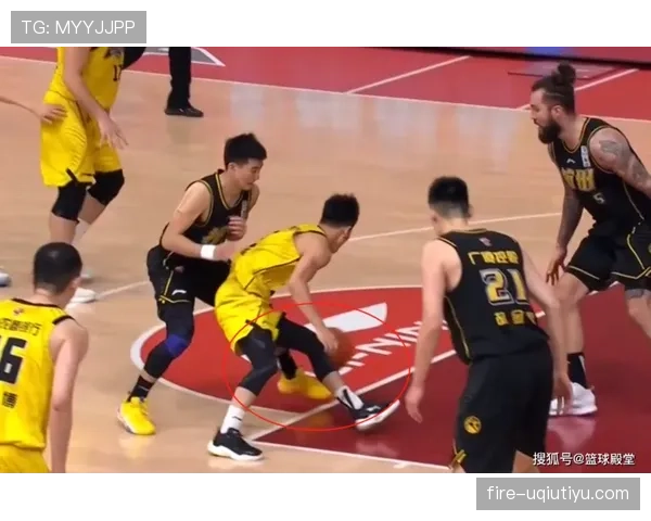 边线规则详细介绍:篮球比赛中的出界如何判定? 边线规则详细介绍:篮球比赛中的出界如何判定?